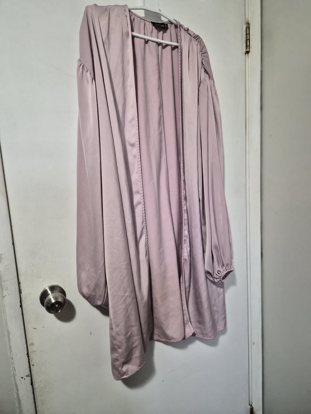 PrettyLittleThing Satin Lavender Abaya/kimono/Cardigan